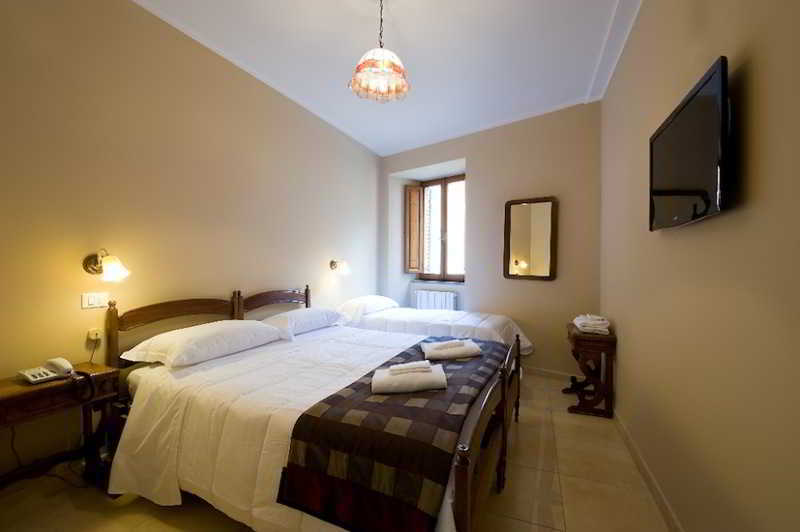 Hotel Properzio Ассизи Экстерьер фото